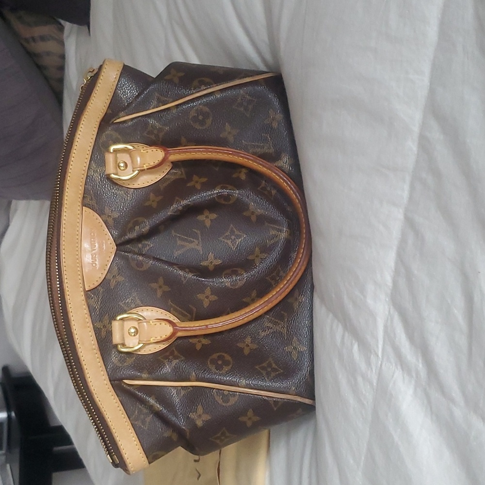 Louis Vuitton Tivoli PM